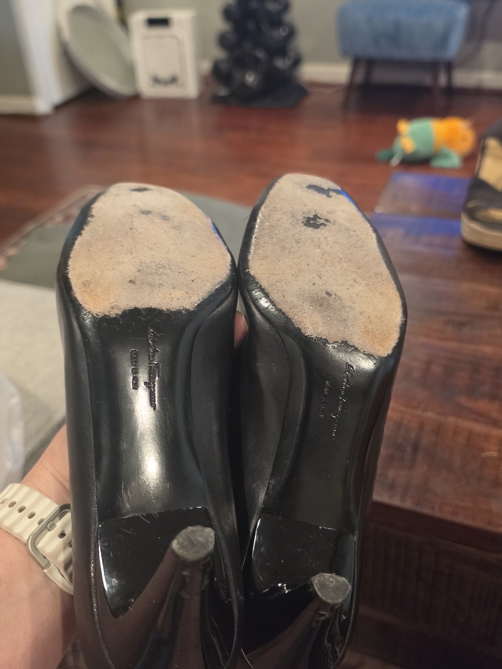 Salvatore Ferragamo Black Patent Leather Pointed High Heels